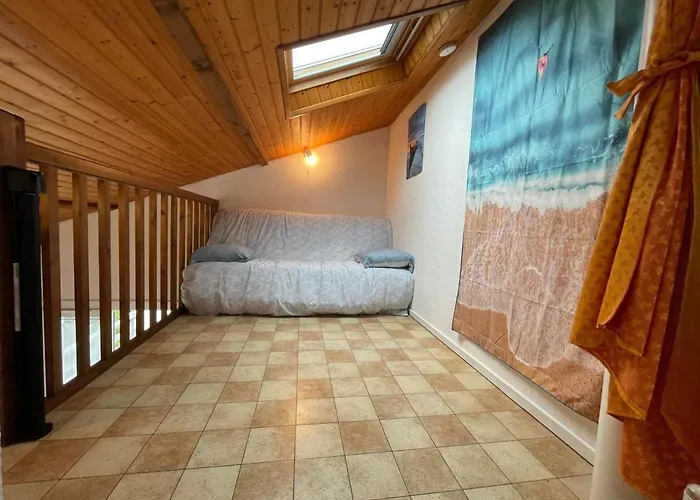 Cosy Avec Terrasse Intime, A 500m De La De Nauzan - Fr-1-550-37 Apartment Vaux-sur-Mer